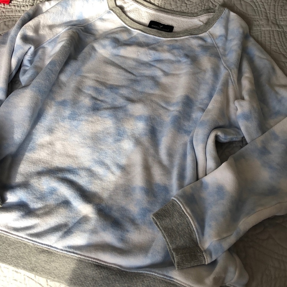 American Eagle sweater